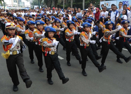 Atraksi polisi cilik meriahkan peringatan HUT ke-61 Lalu Lintas