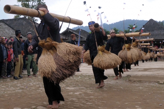 Menyaksikan ritual adat Seren Taun ke-648 di Sukabumi