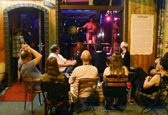 Gemerlap kehidupan malam di Berlin
