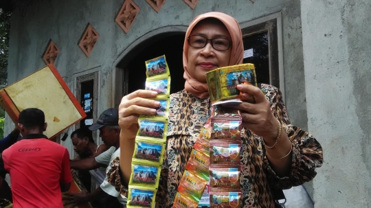 Begini suasana pabrik jamu palsu yang digerebek BPOM di Banyumas