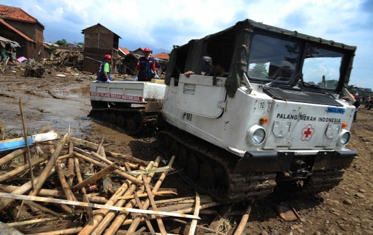 PMI kerahkan hagglund untuk evakuasi korban banjir bandang Garut