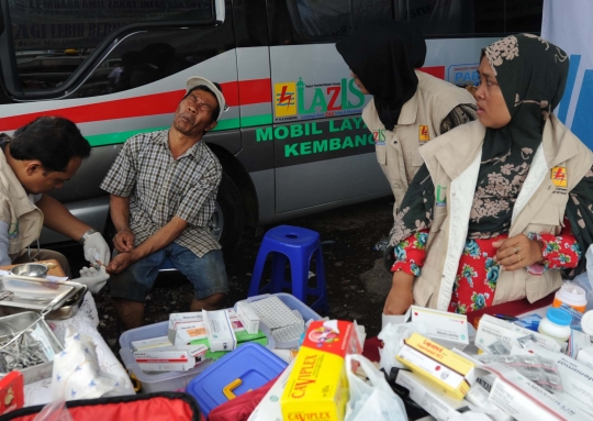 Korban banjir bandang Garut mulai padati posko kesehatan gratis