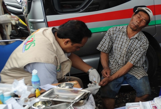 Korban banjir bandang Garut mulai padati posko kesehatan gratis
