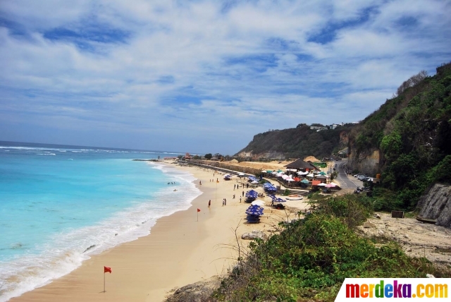 Foto Keeksotisan Pasir Perawan Di Pantai Pandawa Merdekacom