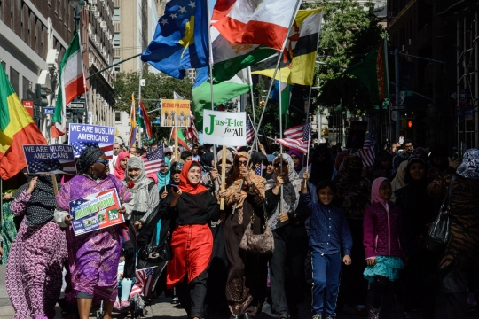 Semarak parade Hari Muslim di New York