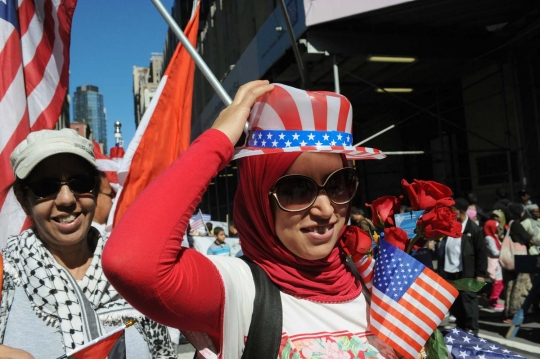 Semarak parade Hari Muslim di New York