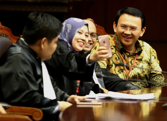 Ahok kembali jalani sidang gugatan aturan cuti Pilkada