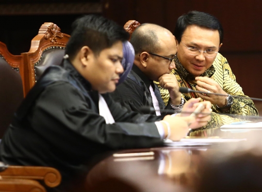 Ahok kembali jalani sidang gugatan aturan cuti Pilkada