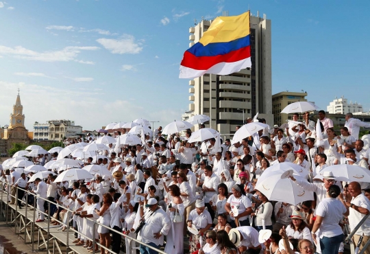 Kolombia dan pemberontak FARC resmi akhiri konflik 52 tahun