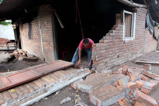 Porak-poranda rumah warga Nikaragua akibat gempa 5,1 SR