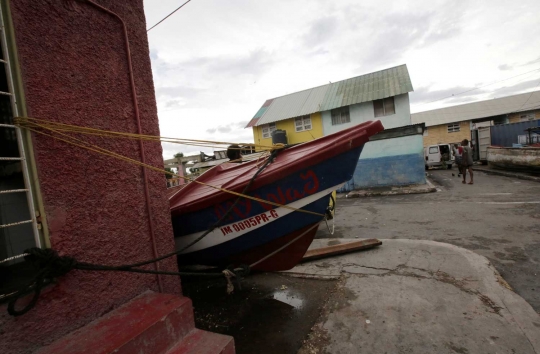 Begini nelayan Jamaika amankan kapal-kapal dari Badai Matthew