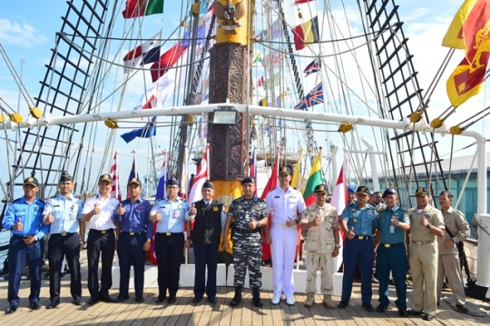 KRI Dewa Ruci merapat di Pelabuhan Tanjung Emas