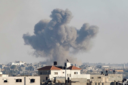 Serangan udara Israel kembali gempur Gaza