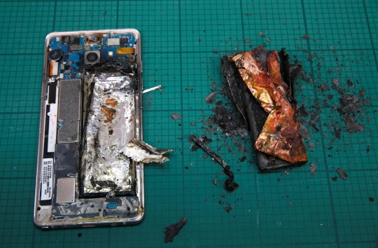 Ini yang terjadi jika baterai Samsung Note 7 terisi penuh