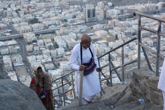 Mendaki ke puncak kenabian Muhammad SAW di Jabal Nur