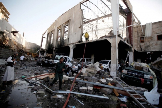 Koalisi Saudi bombardir upacara pemakaman di Yaman, ratusan tewas