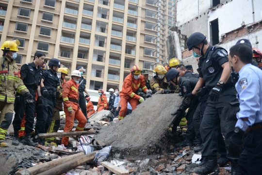 Apartemen di China roboh, 8 orang tewas tertimpa bangunan