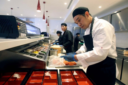 Sensasi kelezatan sushi rasa Arab