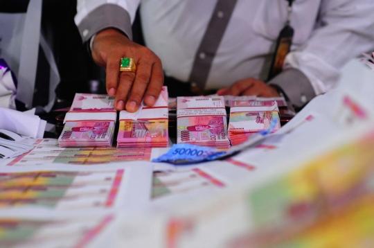 Bareskrim ungkap sindikat pengedar uang palsu Rp 2 miliar