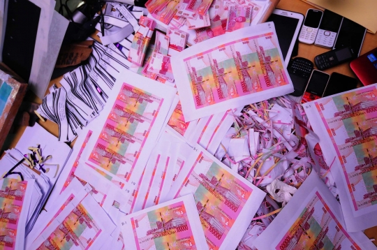 Bareskrim ungkap sindikat pengedar uang palsu Rp 2 miliar
