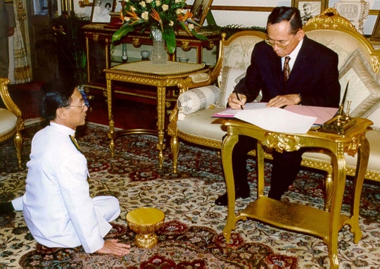 Mengenang Raja Bhumibol, sosok pemersatu Thailand