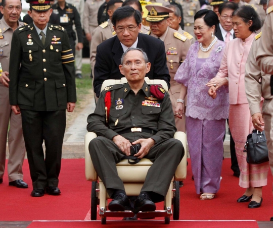 Mengenang Raja Bhumibol, sosok pemersatu Thailand