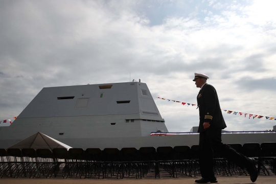Ini wujud USS Zumwalt, kapal penghancur terbesar militer AS