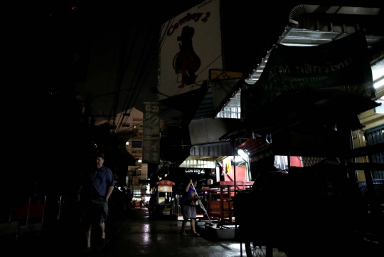 Berduka, distrik prostitusi di Bangkok sepi aktivitas