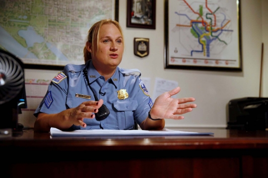 Ini sosok Jessica Hawkins, polisi transgender pertama di AS