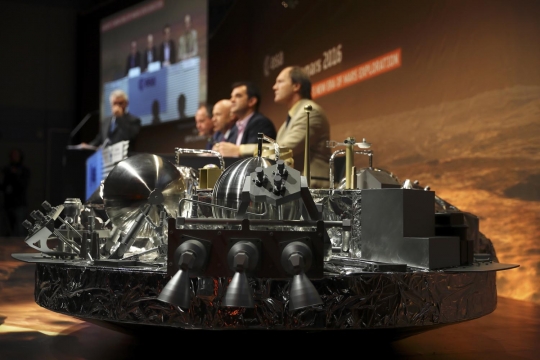 Melihat lebih dekat pesawat penjelajah Mars, Schiaparelli