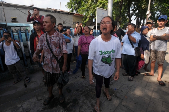 Bentrokan Satpol PP vs PKL di tengah blusukan Djarot