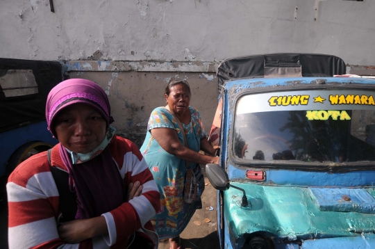 Bentrokan Satpol PP vs PKL di tengah blusukan Djarot