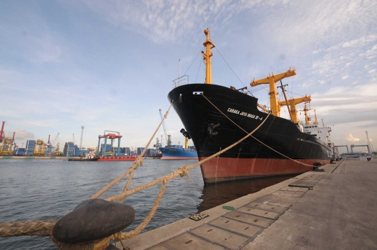 Pelepasan perdana kapal tol laut logistik Natuna
