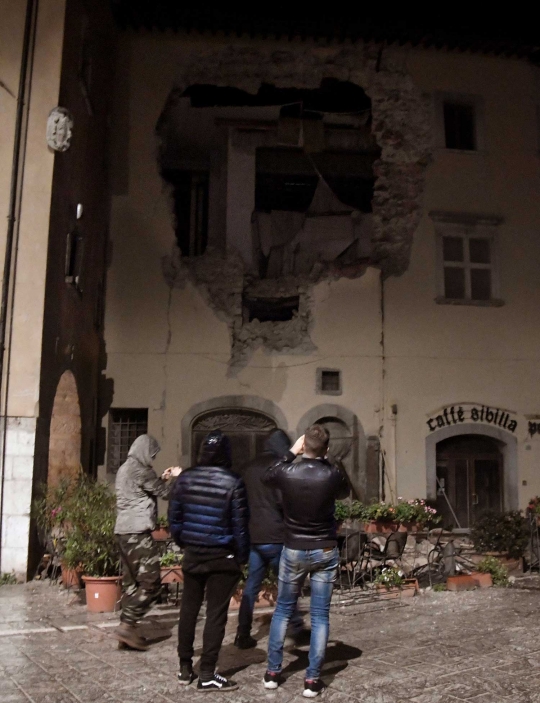 Dua gempa bumi berkekuatan hebat kembali hancurkan Italia