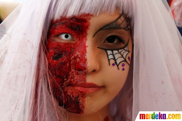 Foto : Halloween, 'zombie-zombie' mengerikan keliaran di 