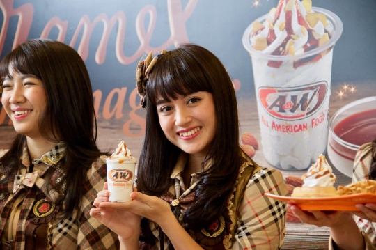 Imutnya para member JKT48 saat peluncuran menu baru A&W