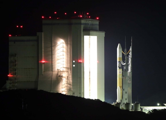 Jepang luncurkan satelit cuaca Himawari 9