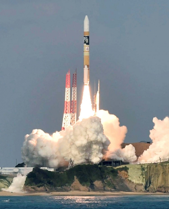 Jepang luncurkan satelit cuaca Himawari 9