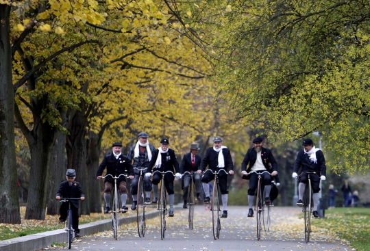 Intip serunya balapan sepeda roda tinggi di Republik Ceko