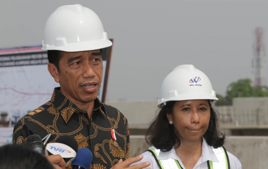 Jokowi sidak pembangunan Tol Becakayu