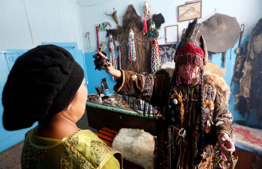 Intip ritual mistis dukun Rusia usir roh jahat