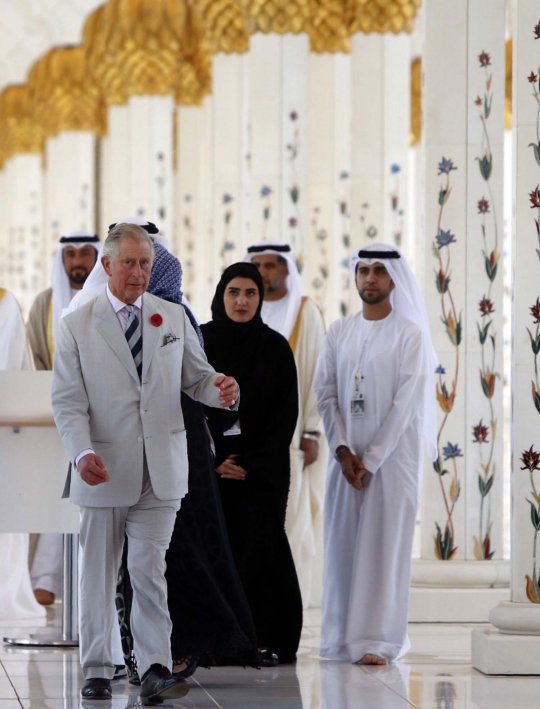 Pangeran Charles kunjungi Masjid Syekh Zayed di Abu Dhabi