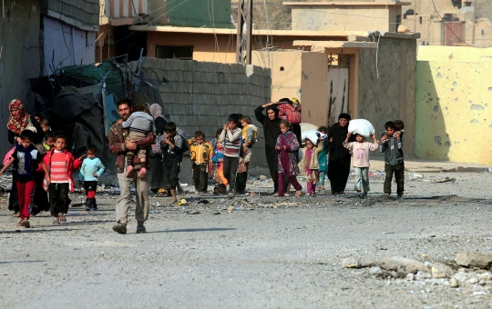 Potret anak-anak Irak cari tempat perlindungan dari ISIS