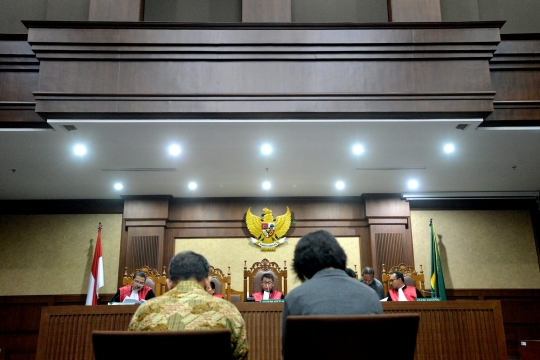 Pasutri penyuap Irman Gusman jalani sidang perdana