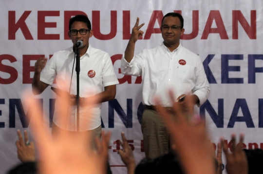 Anies-Sandiaga hadiri Hari Jadi Kabupaten Kepulauan Seribu