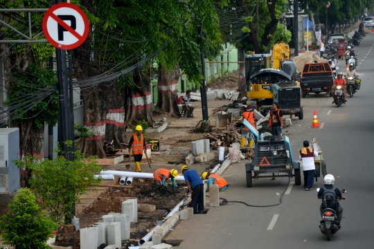 Trotoar jalanan Ibu Kota diperlebar