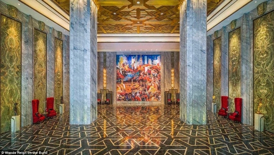 China resmikan hotel tujuh bintang pertamanya