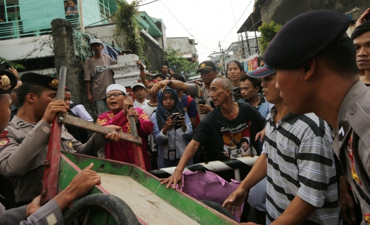 Kampanye di Sawah Besar, Cawagub Djarot diadang pendemo