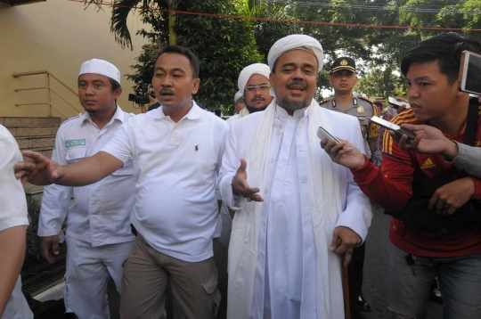 Suasana gelar perkara kasus penistaan agama yang dihadiri Ketua FPI