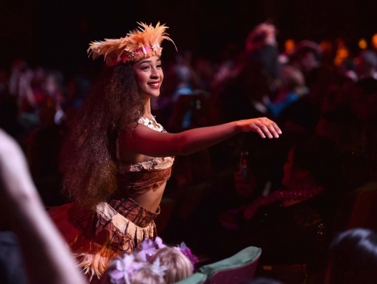 Penari hula-hula meriahkan pemutaran perdana film Moana